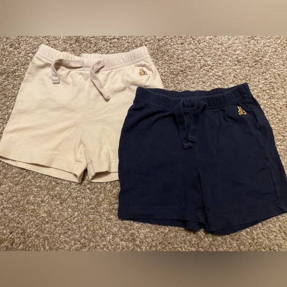 GAP Other - Set up two baby gap boys shorts (12-18m)
